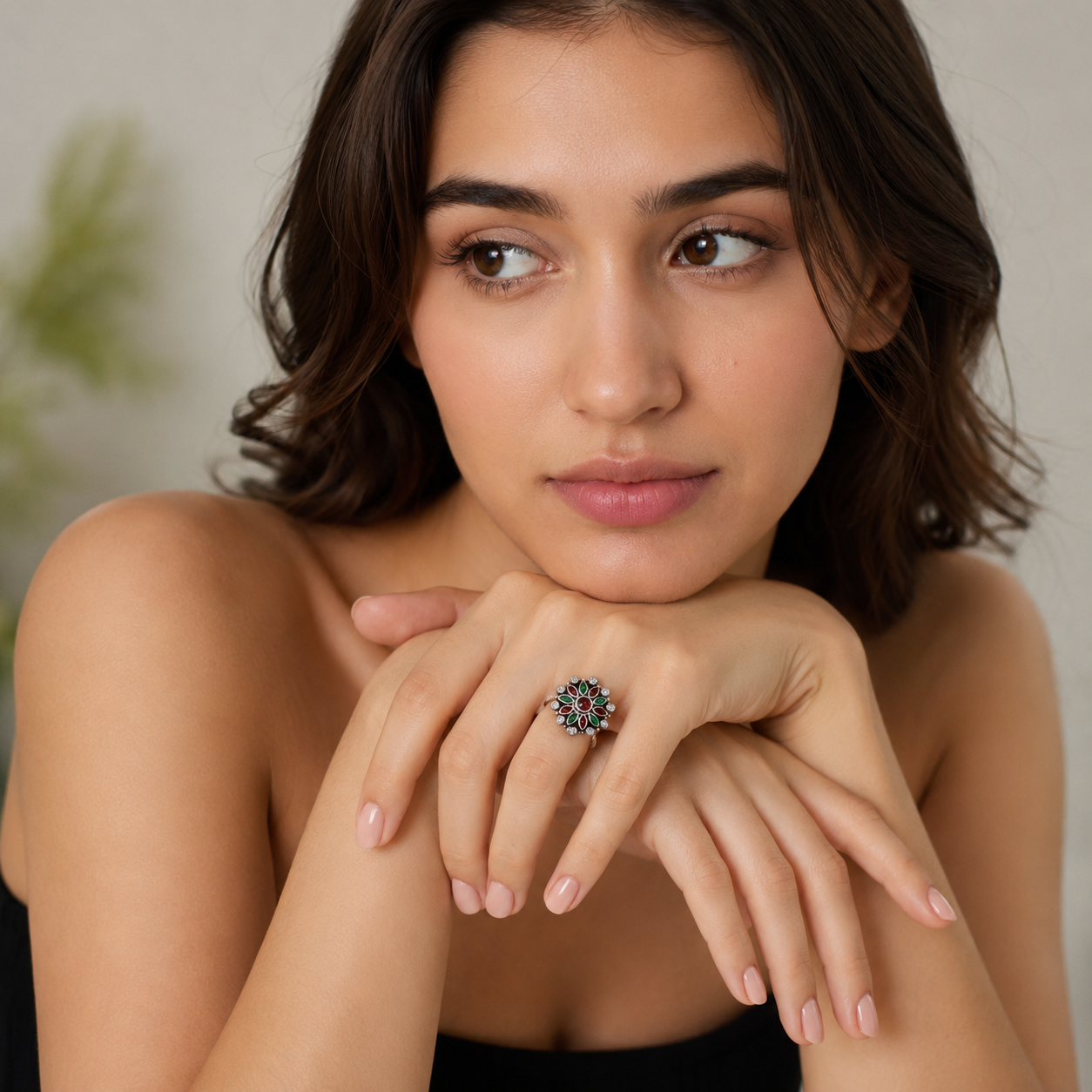 Rangrez Bloom Cut Stone Ring